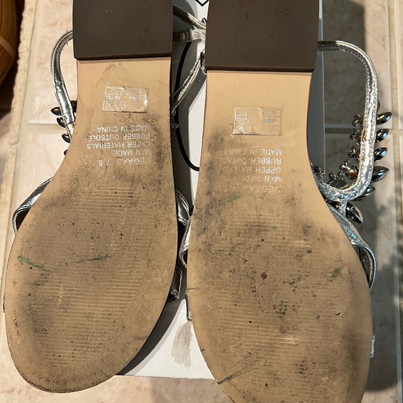 Steve Madden “Vegas” Rhinestone sandals - Picture 3 of 3